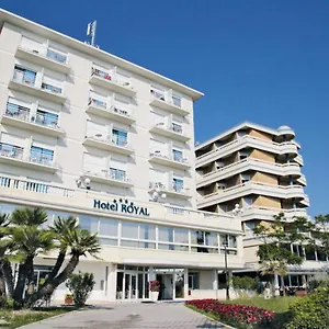 royal-cesenatico.emilia-romagnahotels.net/