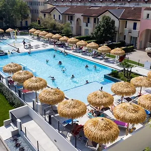 https://quercia-lido-altanea.hotelinveneto.com